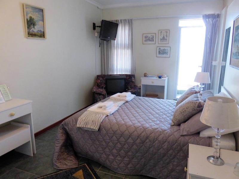 15 Bedroom Property for Sale in Country Club Western Cape